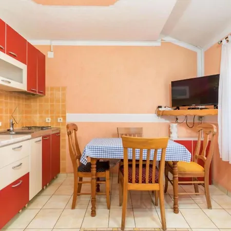 Appartement Manda - One Bedroom With Terrace A1