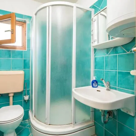 Manda - One Bedroom With Terrace A1 *