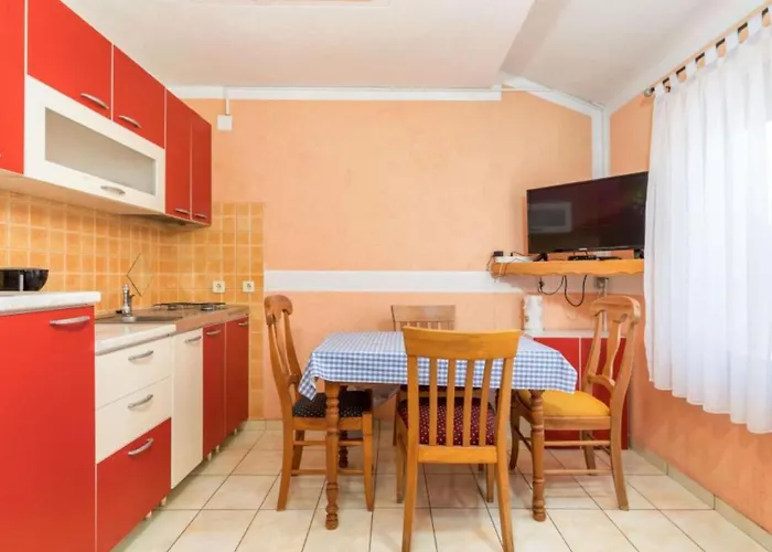 Appartement Manda - One Bedroom With Terrace A1