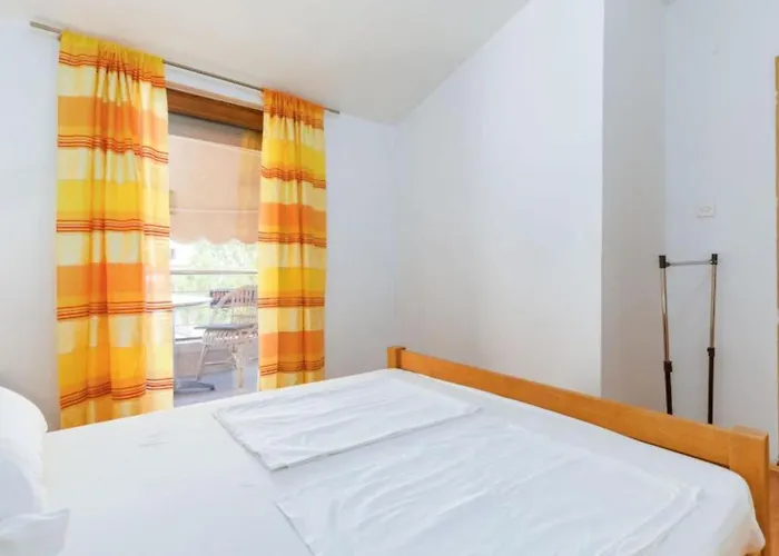 Manda - One Bedroom With Terrace A1 Fažana